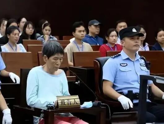 余华英案受害者:曾被开水烫头 背后真相实在让人惊愕